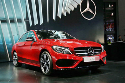 奔馳汽車銷售新趨勢(shì) 數(shù)字化體驗(yàn)與個(gè)性化定制引領(lǐng)市場(chǎng)變革