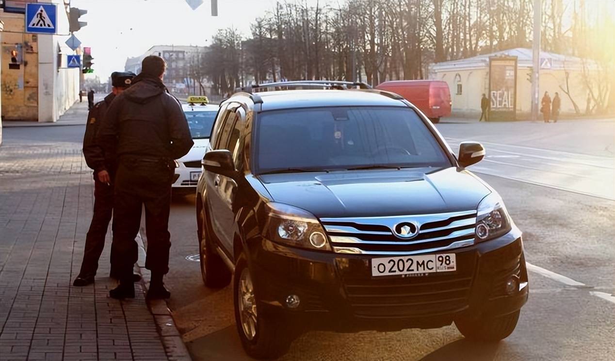 比亞迪王朝系列亮相巴哈馬，豪華新能源市場迎來中國力量